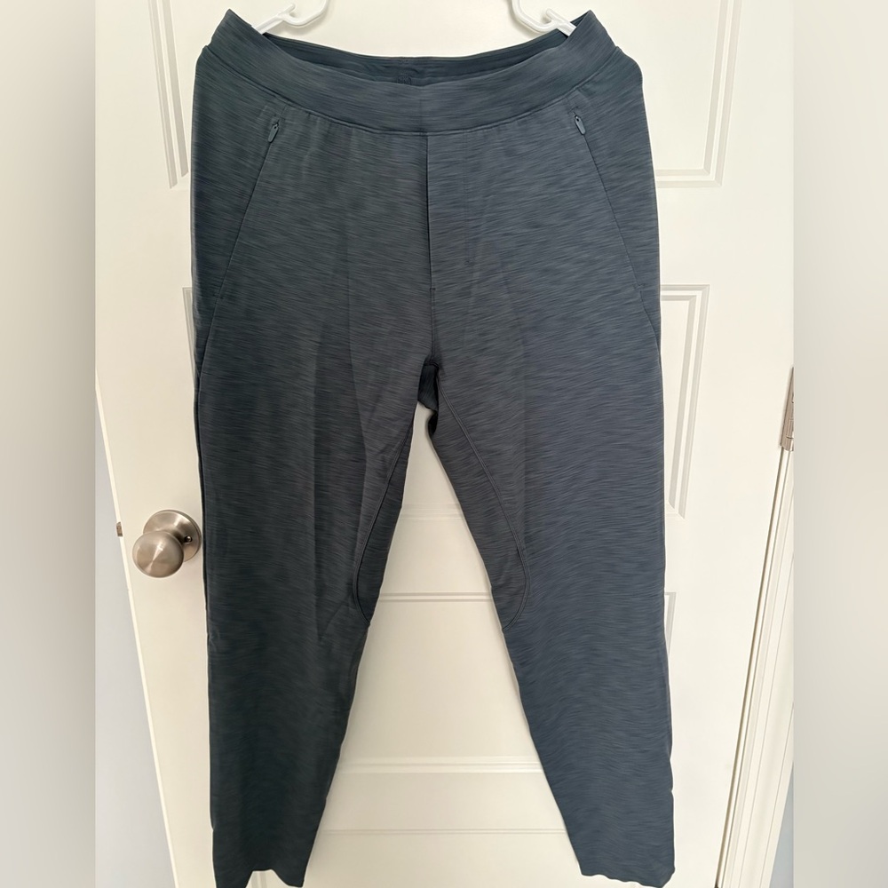 Men’s Lululemon Heathered Charcoal Gray Joggers